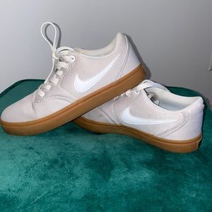 Nike SB white sneakers with tan rubber sole